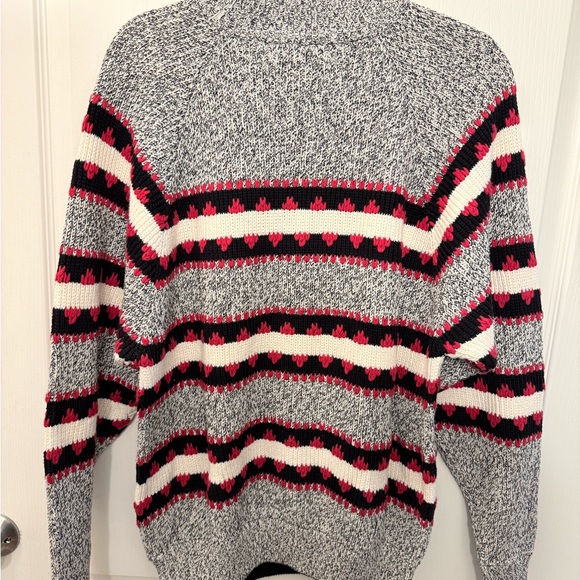 Vintage Claiborne Gray and Red Patterned Crewneck Sweater - Picture 3 of 4